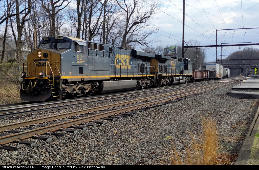 CSX 921